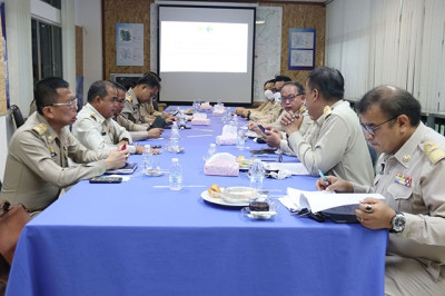 ประชุมศูนย์ติดตามและแก้ไขปัญหาภัยพิบัติด้านการเกษตรจังหวัดพิจิตร ... พารามิเตอร์รูปภาพ 1