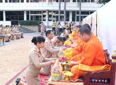 พิธีทำบุญศาลากลางจังหวัดพิจิตร ... พารามิเตอร์รูปภาพ 10