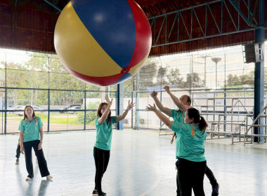 กีฬาสีสัมพันธ์ เสริมสร้างสุขภาพภาพและกระชับความสัมพันธ์อันดี พารามิเตอร์รูปภาพ 4